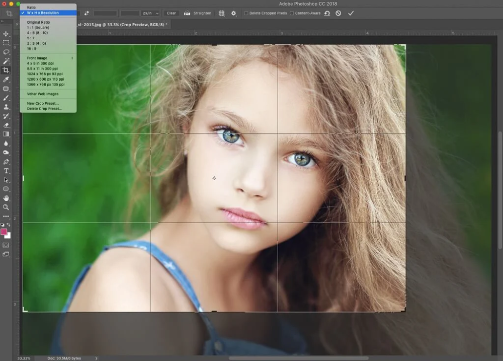 Для кадрирования изображений в photoshop применяется инструмент